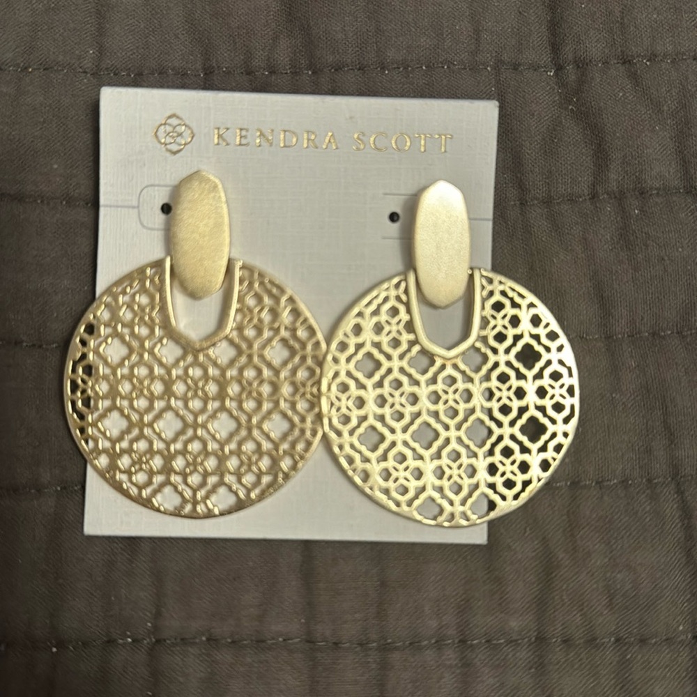 Kendra Scott Gold earrings